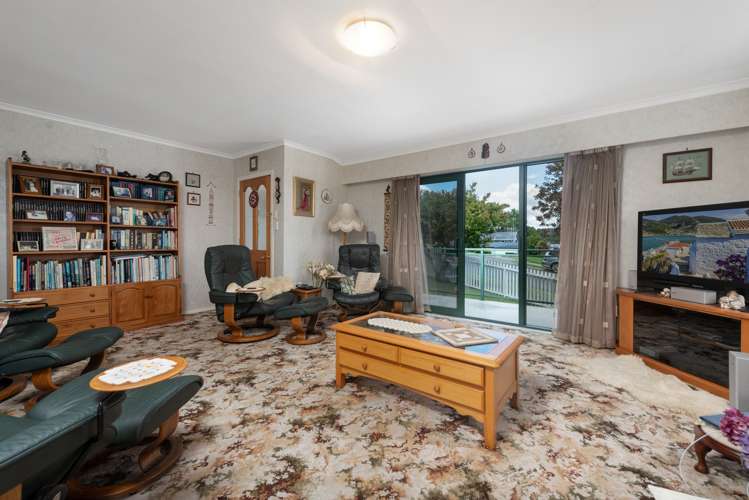 4 Jonathon Street Brookfield_1