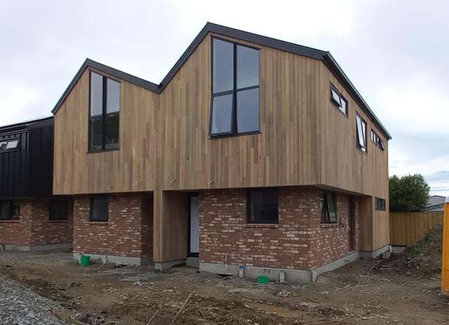 Energy Efficient Homes and Community Living