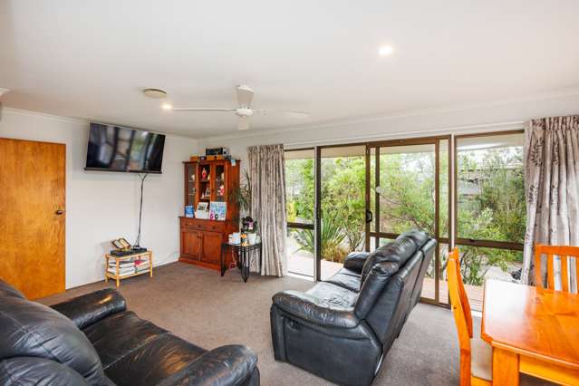 35 Kowhai Street Tokomaru_4