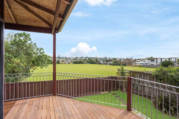 2/115 Titirangi Road New Lynn_13