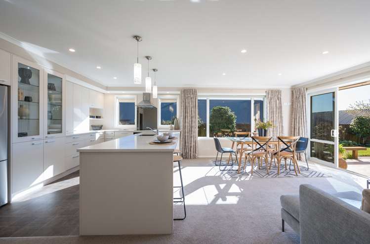 43 Fairose Drive Richmond_7