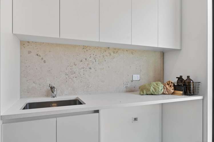 24 Beveridge Road One Tree Point_27