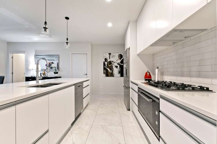 64 Colonial Drive Silverdale_10