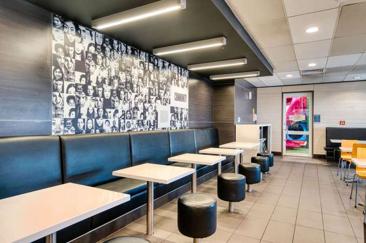 2-18 West Coast Road Glen Eden_12