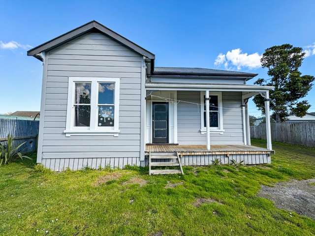 WHANGANUI EAST - 4 BEDROOMS