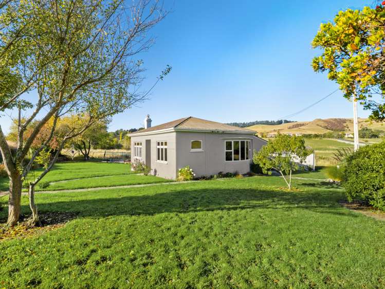 110 Main Road Waikouaiti_0