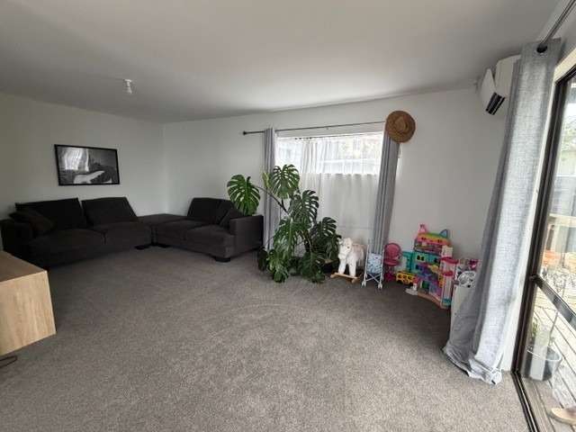 7 Ngapararoa Drive 1098_1