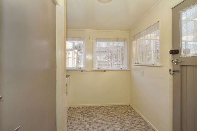 18 Raeben Avenue Hillcrest_19