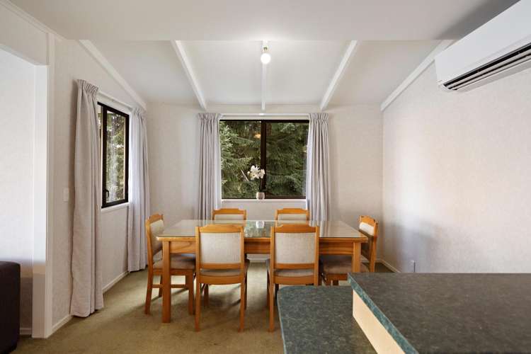 1 Von Place Fernhill/Sunshine Bay_24