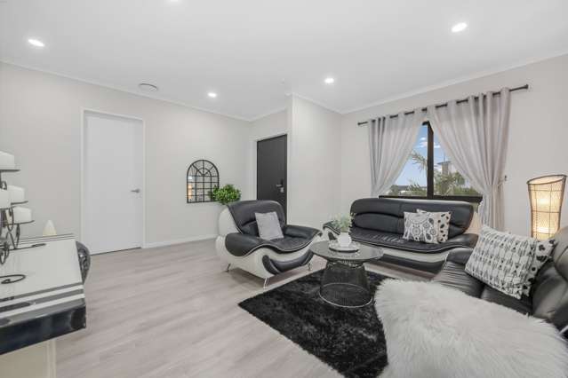 3 Tannaghmore Drive Flat Bush_2