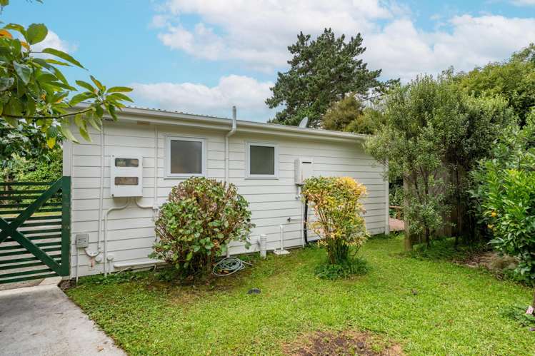 30 Barrie Crescent Silverdale_13