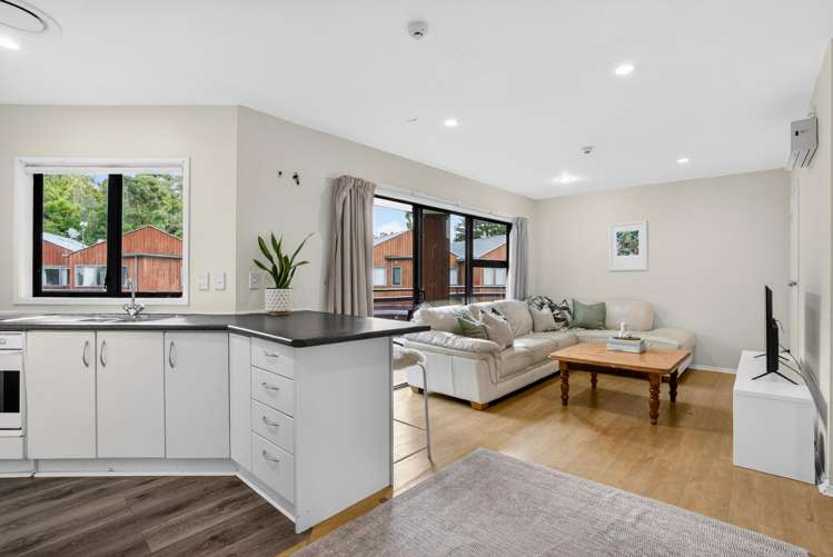 23/3 The Avenue Albany_3