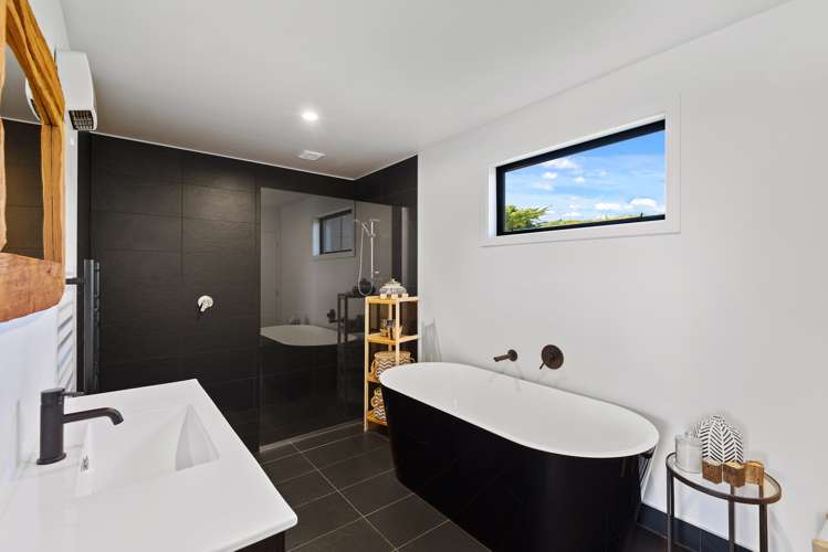 594 North Eyre Road Swannanoa_14