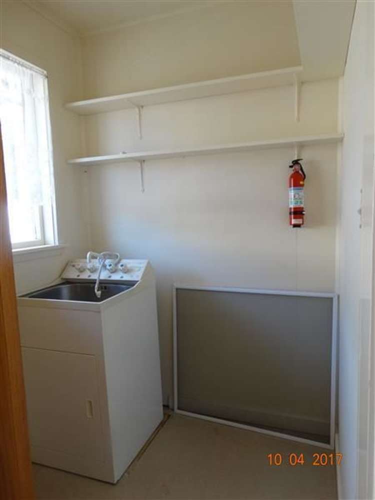 29a Churchill Avenue Richmond_9