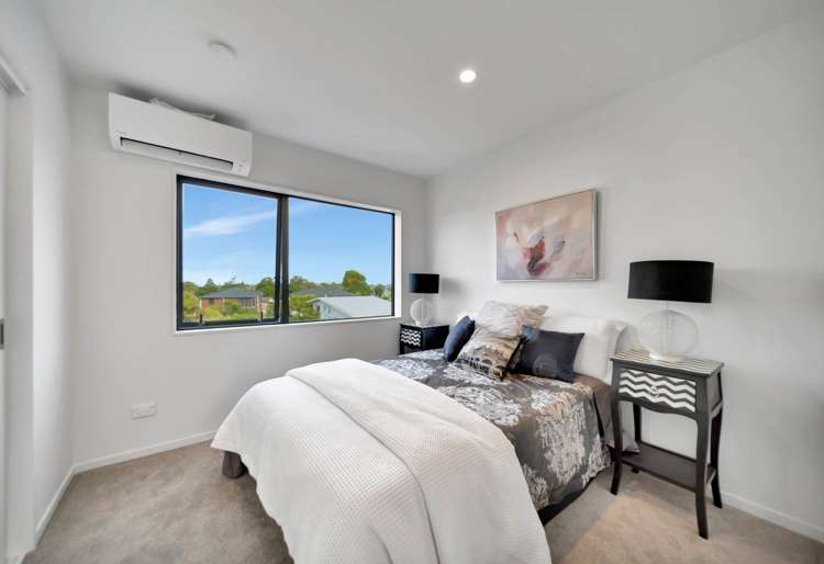 723C Massey Road Mangere_12