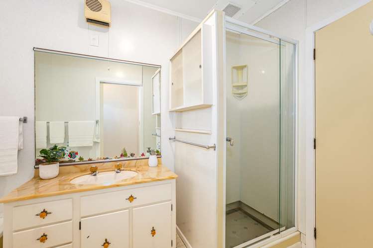 15 Rosina Street Clouston Park_16