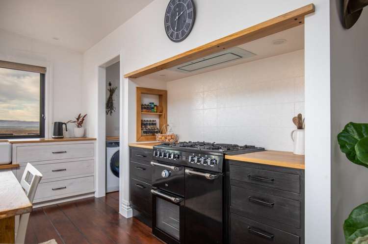 403 McArthur Road Alexandra_6