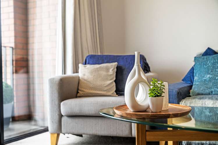 21/4 Stables Lane Silverdale_18