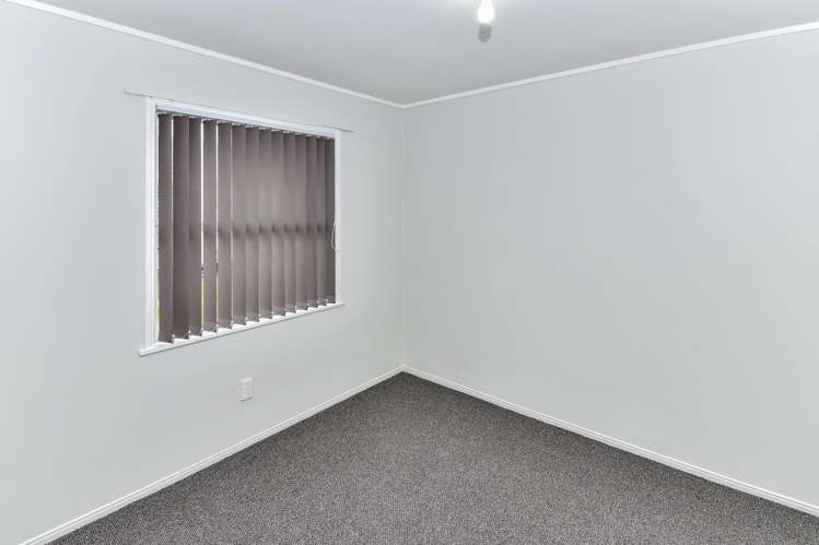 2/3 Ranfurly  Road Papatoetoe_8