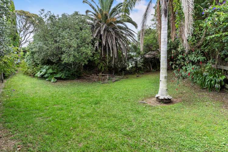 23 Wyoming Avenue Murrays Bay_17