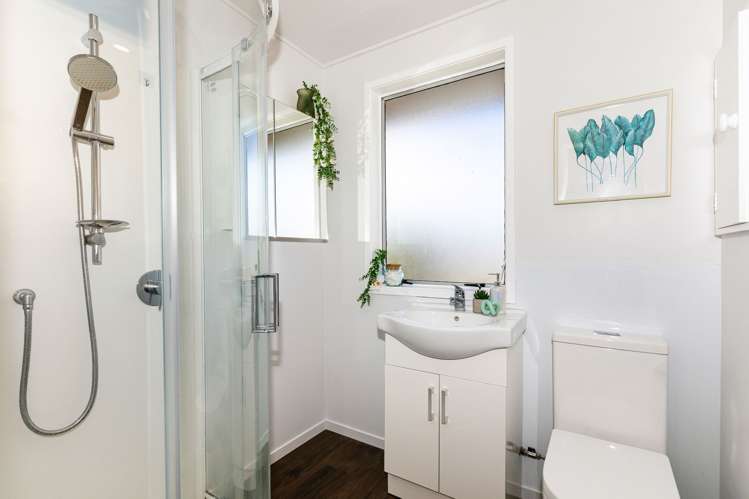 1/9 Camp Street Silverstream_6