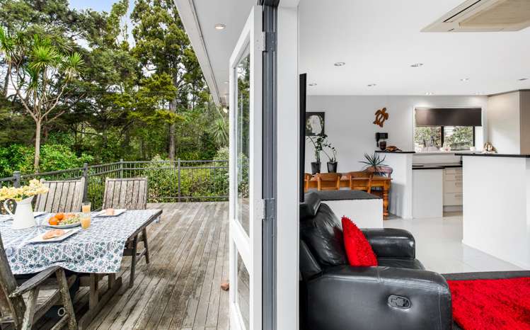 219 Laingholm Drive Laingholm_5