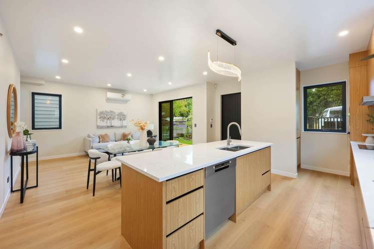 Lot1-3/6 Orinda Close Botany Downs_7