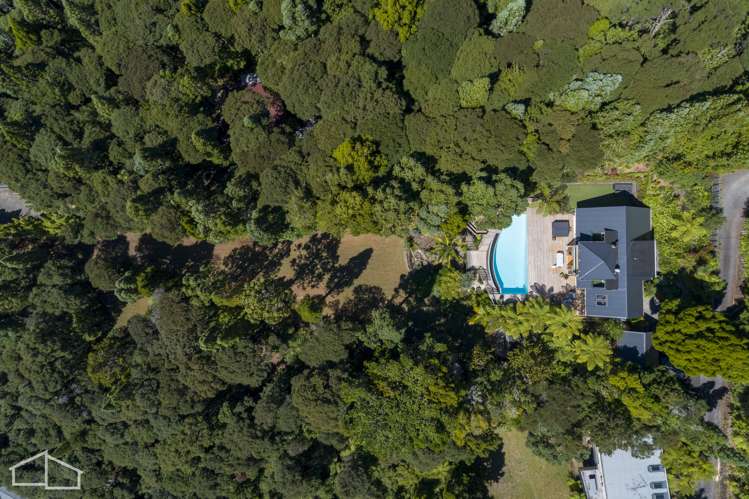 215 Konini Road Titirangi_32