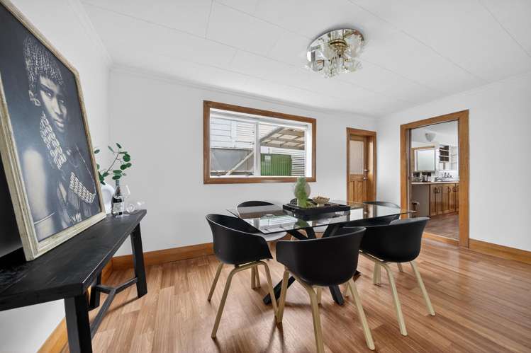 69 Holloway Street Carterton_14