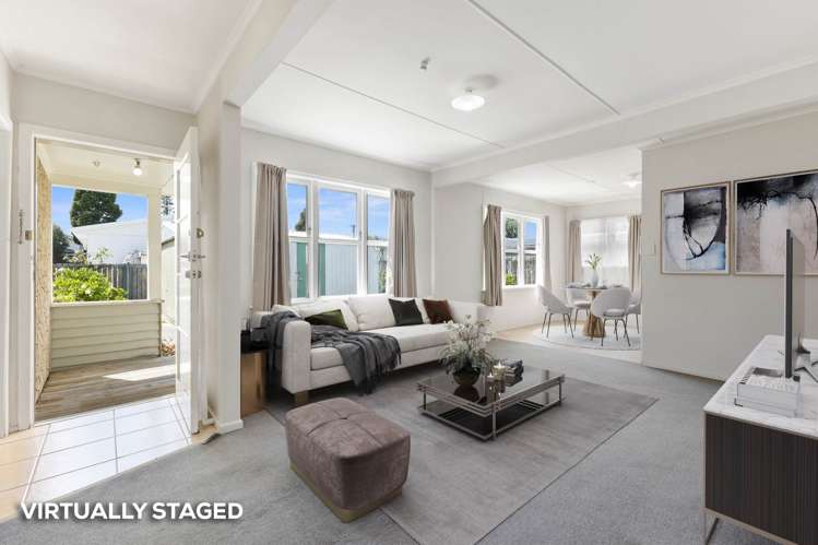 2/174 Russell Road_1