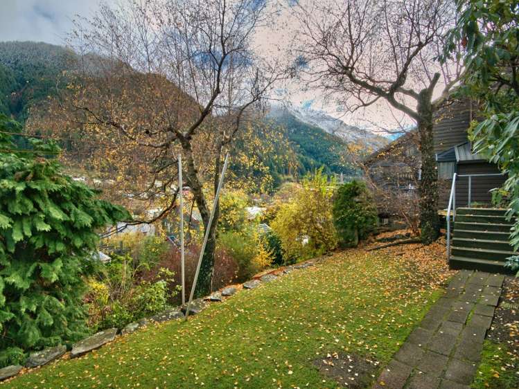 118 Hallenstein Street Queenstown_15