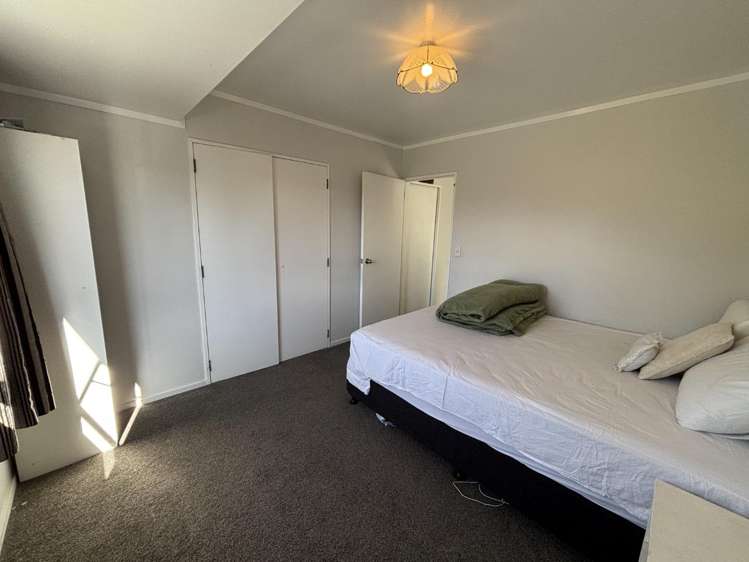 1 Banff Way 10820_11
