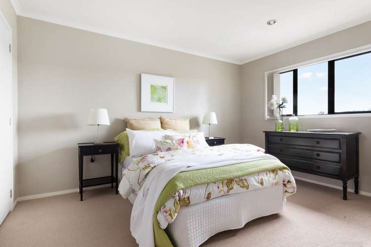 7 Vicente Place Oteha_14