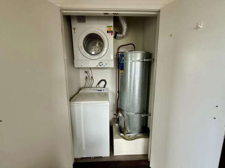 8/15 Minnie Street 10021_8