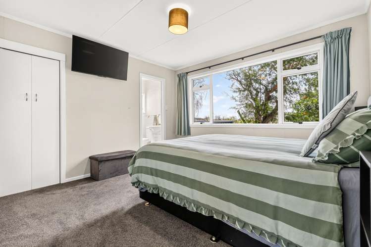 64 Pohutukawa Drive Pukete_9