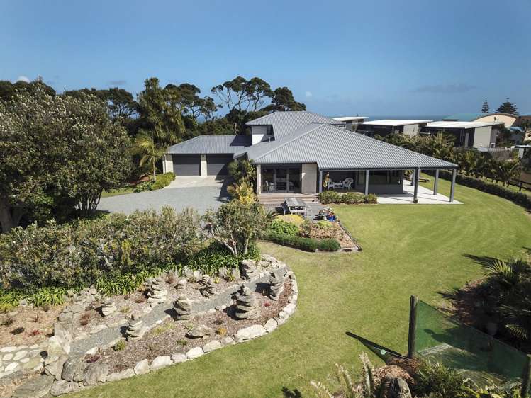 36 Ripiro Drive Baylys Beach_32