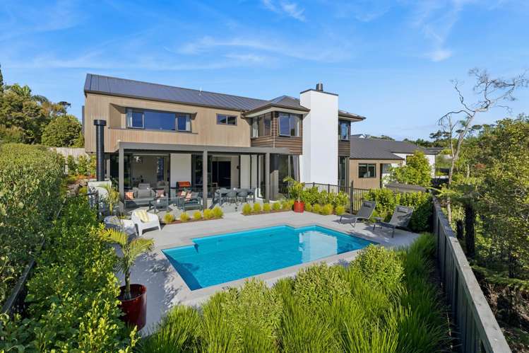 29 Oscar Road Greenhithe_0