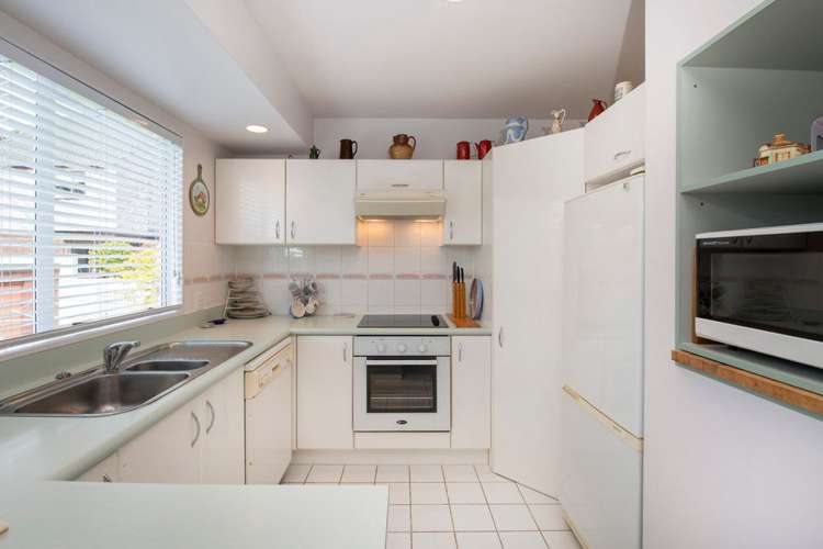 6/50 Cook Street Howick_5