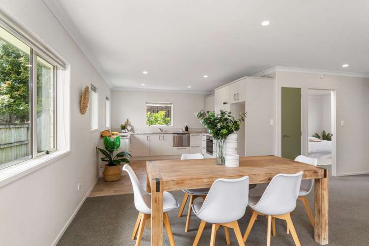 5 Harmens Way Greerton_2