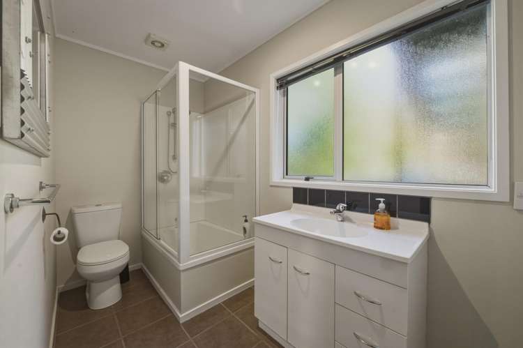 14 Ogilvie Road Kinloch_10