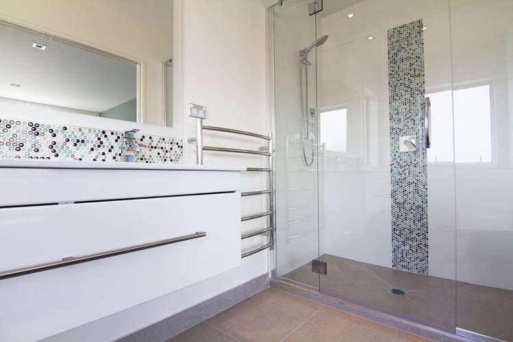 4 Ridgeview Close Red Beach_6