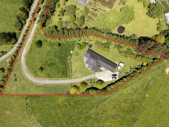 121 Leyland Road Whakamarama_2