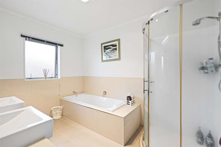 75 Moonlight Drive Rototuna North_25