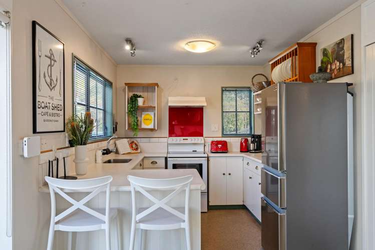 8a Cassis Place Crofton Downs_7