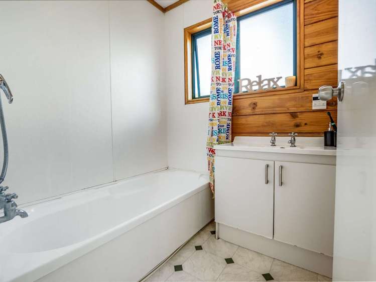 176 Okoia Road Okoia_22