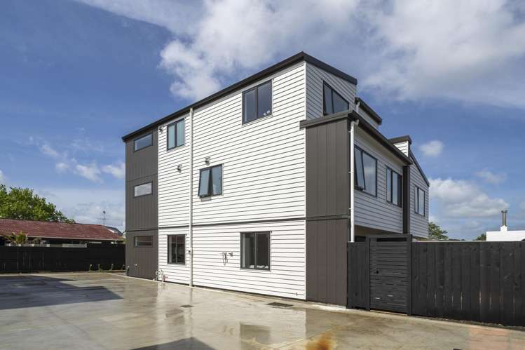 2-3/45 Great South Road Takanini_19