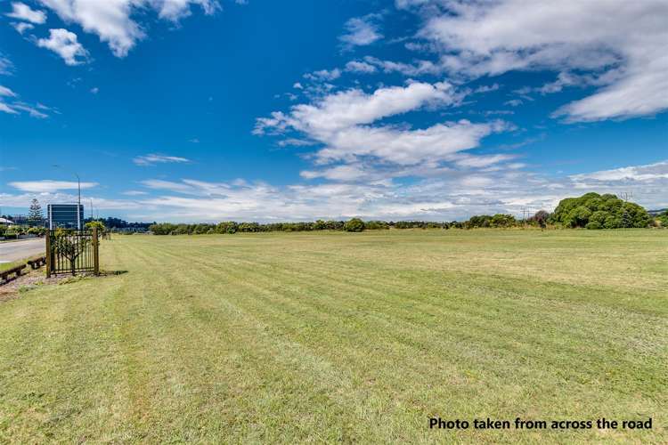 80 Meeanee Quay Westshore_13