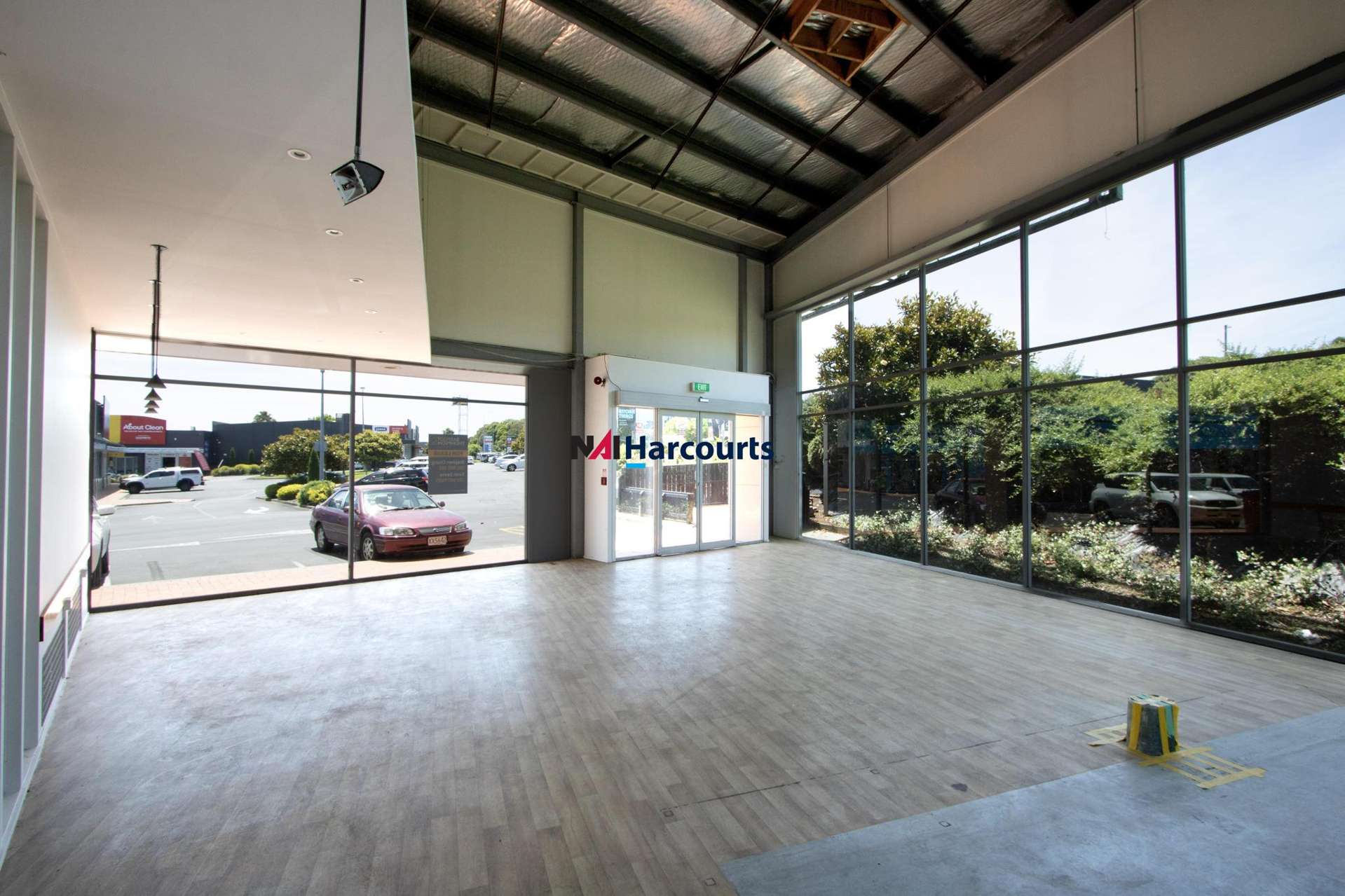 Cafe/60 Constellation Drive Rosedale_0