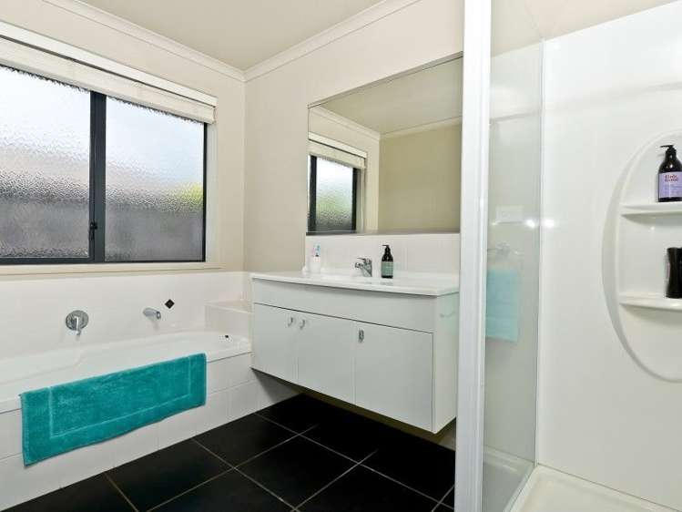 33 Winchester Place Rototuna North_10