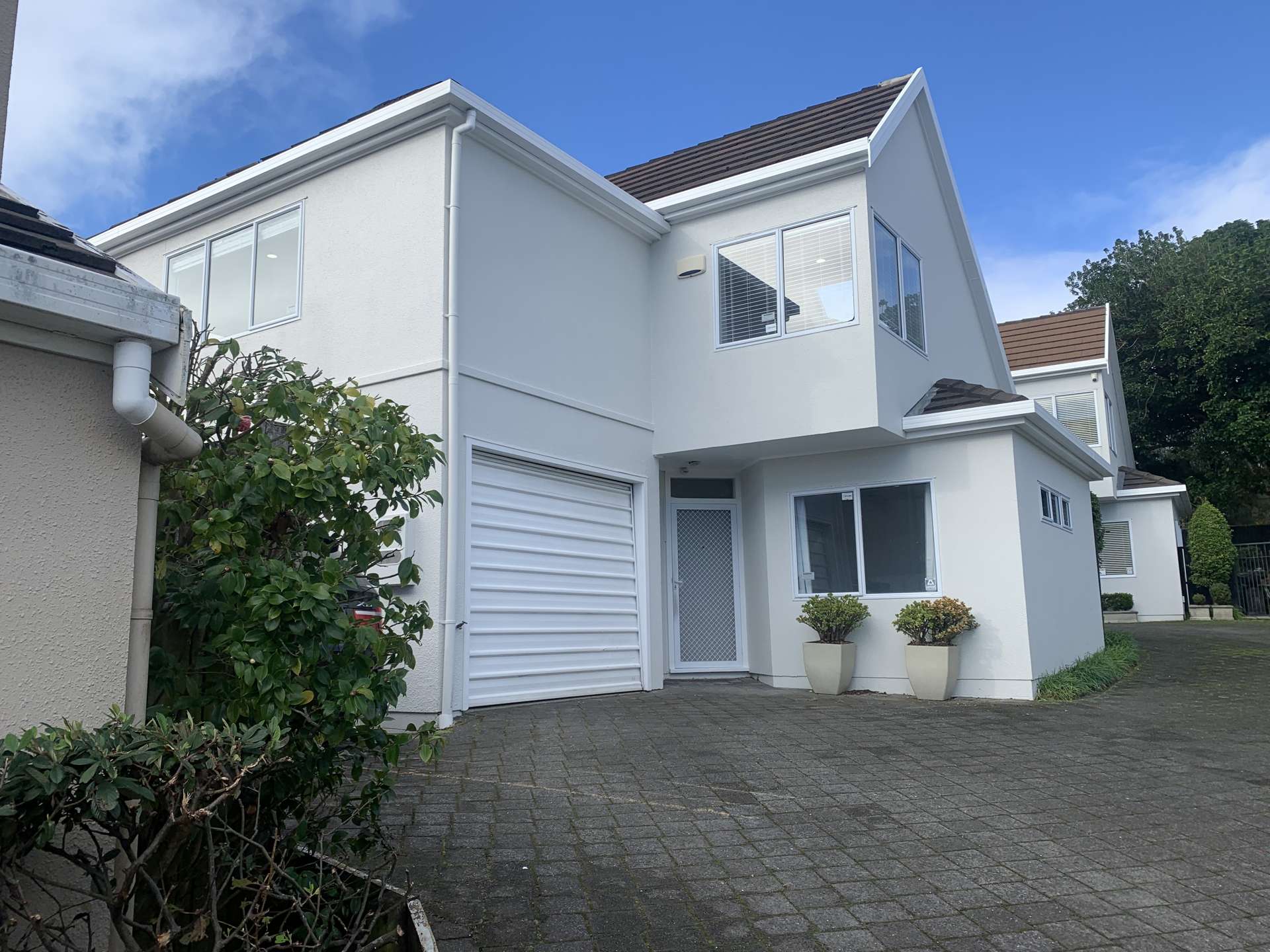 2/24 Clonbern Road Remuera_0